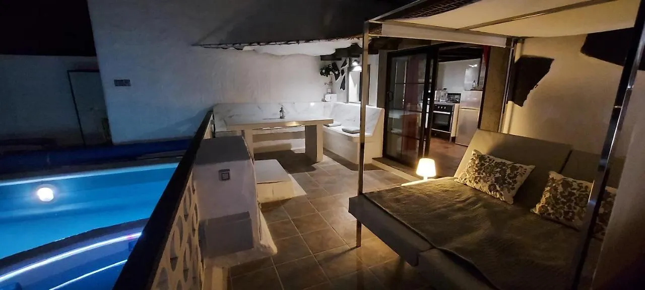 Aloelux Villa !! - Private Villa With Pool , Jacuzzi, Cinema, Massage ,Wonderful View, Art Desing Villa Tías