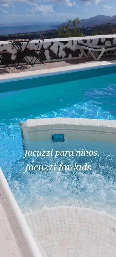 Aloelux Villa !! - Private Villa With Pool , Jacuzzi, Cinema, Massage ,Wonderful View, Art Desing Villa Tías 0*,  España